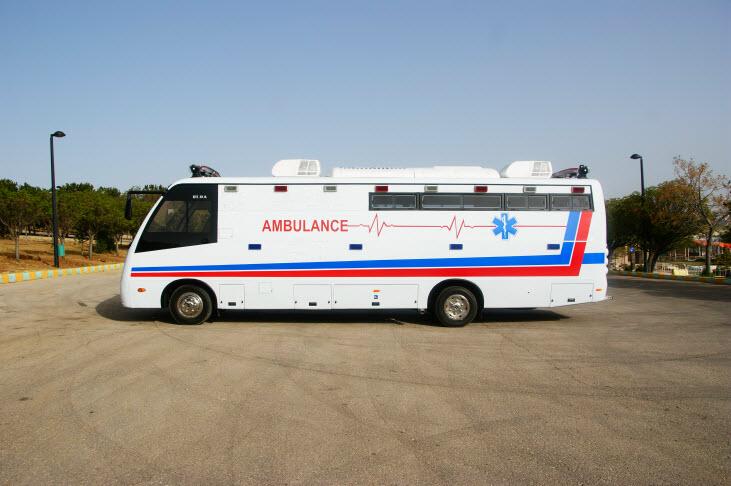 Ambulance Bus ex (1).jpg